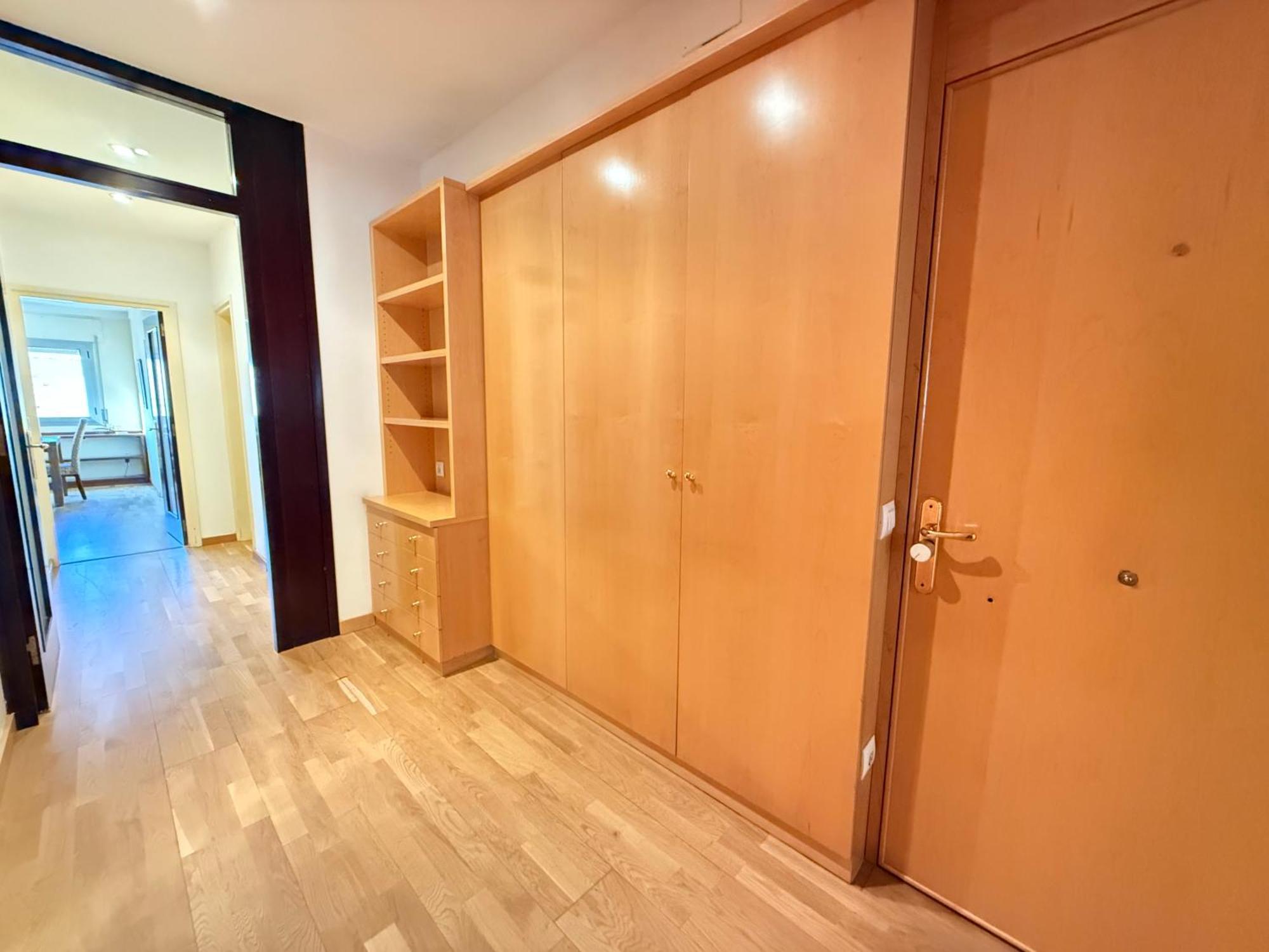 Agi Peater Center Apartment โรเซส ภายนอก รูปภาพ