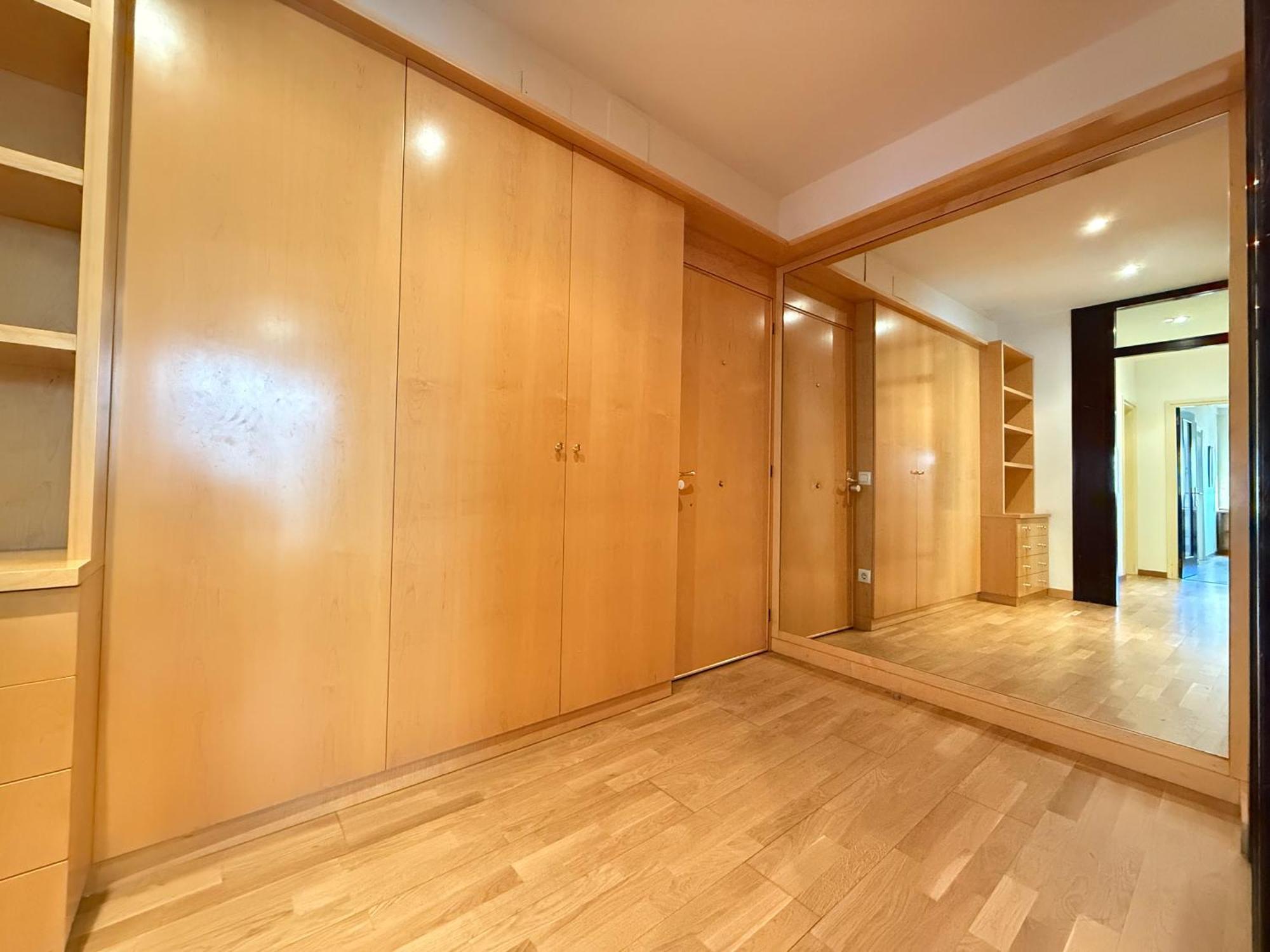 Agi Peater Center Apartment โรเซส ภายนอก รูปภาพ