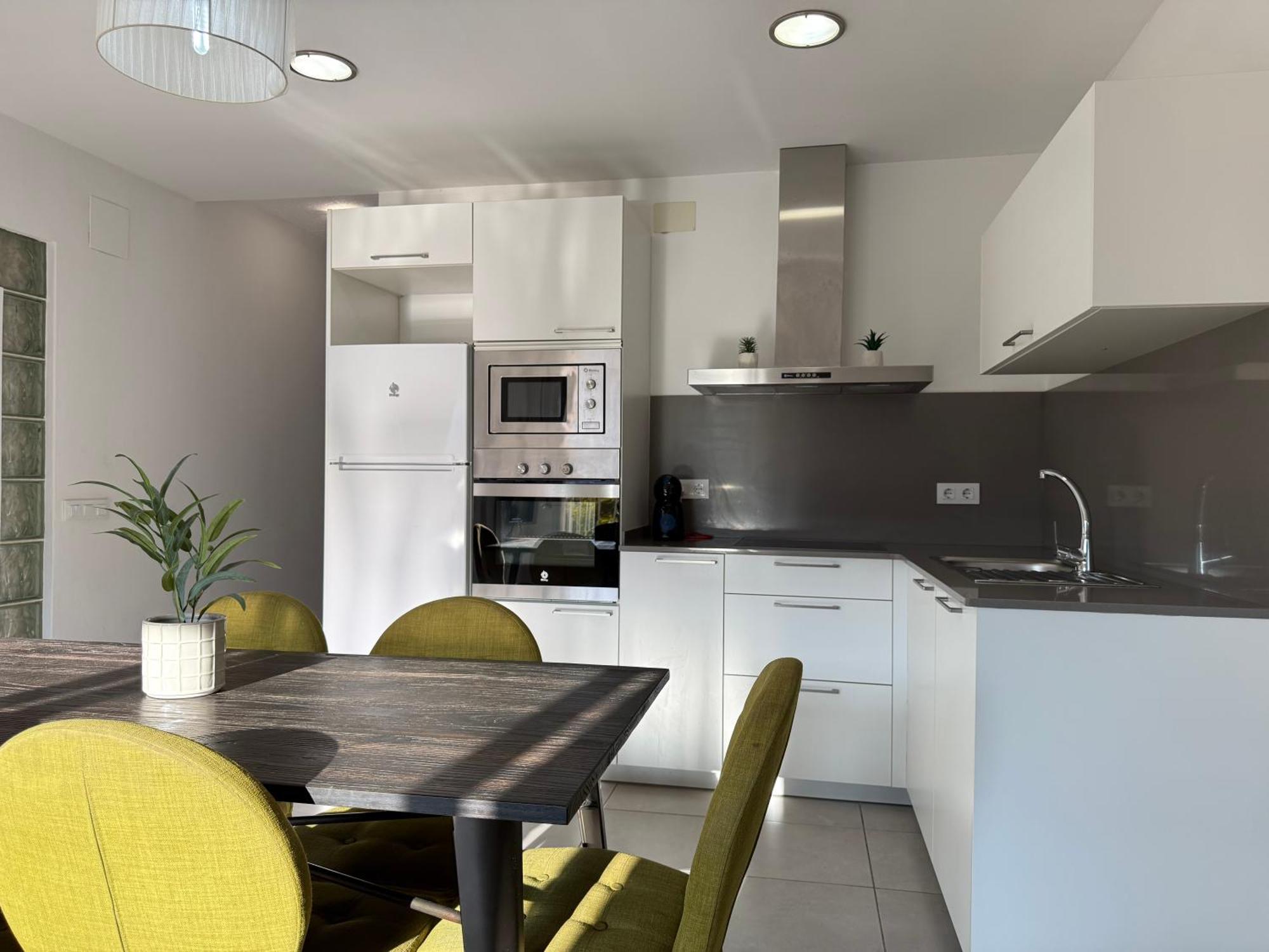 Agi Peater Center Apartment โรเซส ภายนอก รูปภาพ