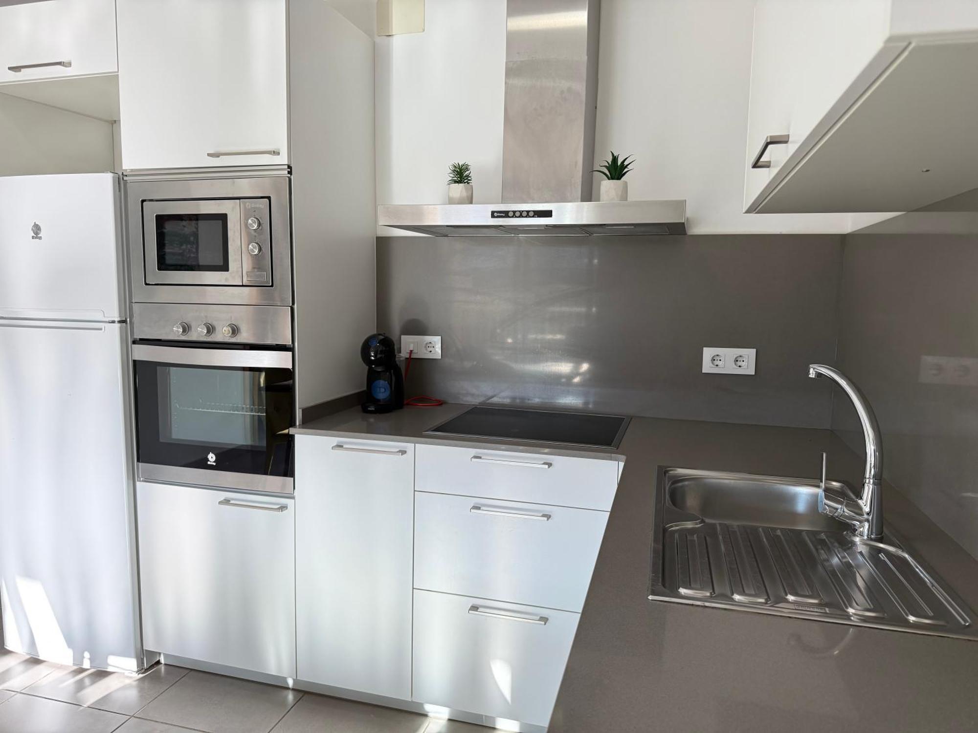 Agi Peater Center Apartment โรเซส ภายนอก รูปภาพ